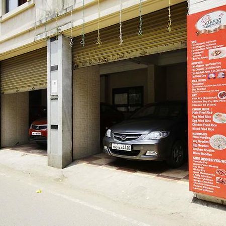 Hotel Adithya Chennai Zewnętrze zdjęcie