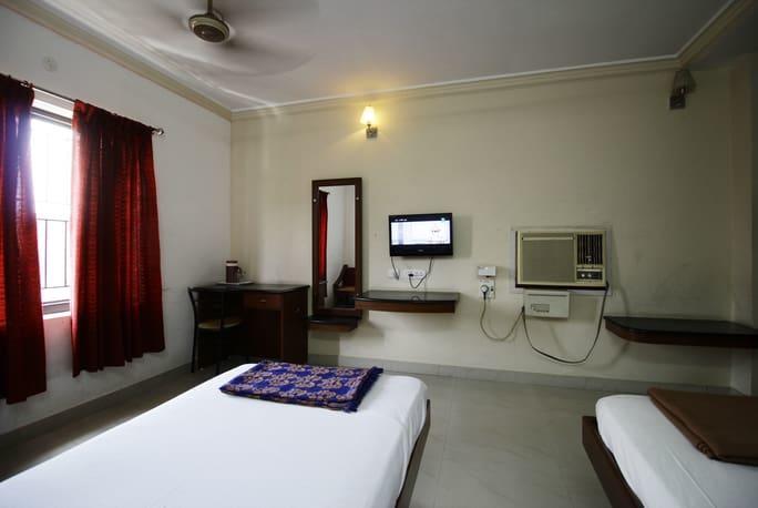 Hotel Adithya Chennai Zewnętrze zdjęcie